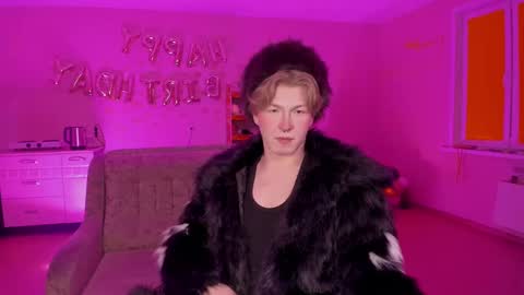 Snapshot of themikesever chatting on February 22, 2025, 8:31 pm Sever online show from February 22, 2025, 8:31 pm