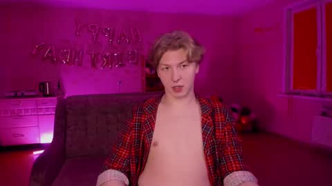 Snapshot of themikesever chatting on February 23, 2025, 10:09 pm Sever online show from February 23, 2025, 10:09 pm