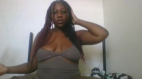 TheNaturalGoddess online show from November 3, 2025, 4:41 pm