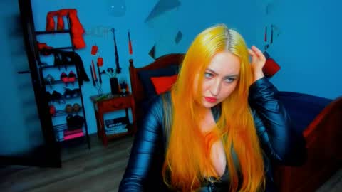 thenaughtygf online show from January 6, 2026, 10:56 pm