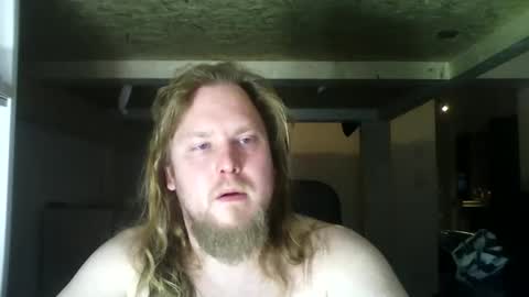 Snapshot of thenewdude1992 chatting on February 3, 2025, 8:35 pm thenewdude1992 online show from February 3, 2025, 8:35 pm