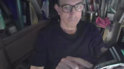 theodore_trout online show from January 19, 2026, 3:21 am