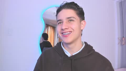 Snapshot of theohawke_ chatting on December 31, 2024, 1:08 pm THEO- MATEO online show from December 31, 2024, 1:08 pm