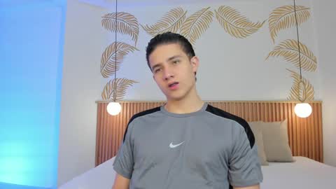 Snapshot of theohawke_ chatting on January 10, 2025, 1:31 pm THEO- MATEO online show from January 10, 2025, 1:31 pm