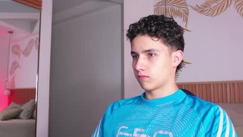 Snapshot of theohawke_ chatting on February 1, 2025, 12:58 pm THEO- MATEO online show from February 1, 2025, 12:58 pm