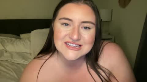 theolivemae online show from February 28, 2025, 2:20 am