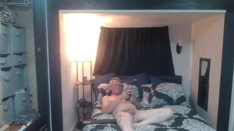 theoneyouwanttwofuck online show from September 17, 2025, 7:10 am