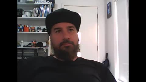 aussiebeard online show from March 11, 2025, 11:37 pm