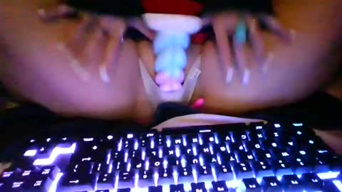 the peach princess  online show from July 23, 2026, 8:01 am