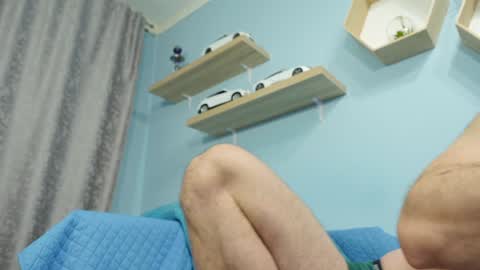 Snapshot of thephenomone chatting on February 5, 2025, 2:37 pm Chris online show from February 5, 2025, 2:37 pm