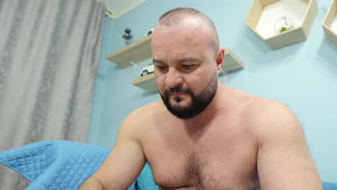 Snapshot of thephenomone chatting on February 7, 2025, 1:53 pm Chris online show from February 7, 2025, 1:53 pm