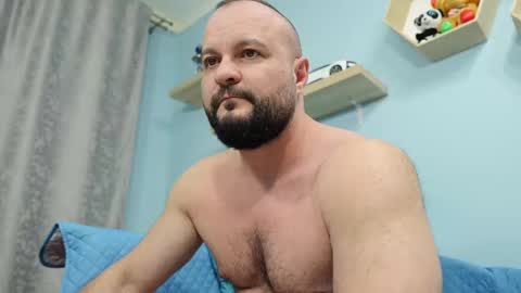 Snapshot of thephenomone chatting on March 4, 2025, 1:06 pm Chris online show from March 4, 2025, 1:06 pm