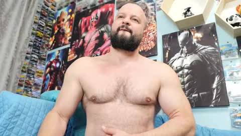 Snapshot of thephenomone chatting on September 18, 2025, 5:42 am Chris online show from September 18, 2025, 5:42 am