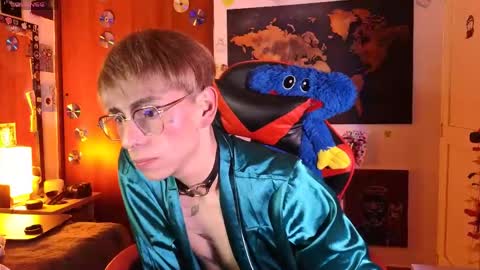 Matt independent model  online show from April 21, 2026, 1:42 am