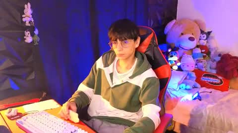 Matt independent model  online show from May 21, 2026, 8:16 pm