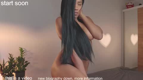 Snapshot of therainqueen chatting on September 19, 2025, 8:16 am YAYA online show from September 19, 2025, 8:16 am