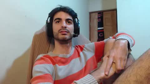 Santiago Enrique online show from December 5, 2025, 6:22 am