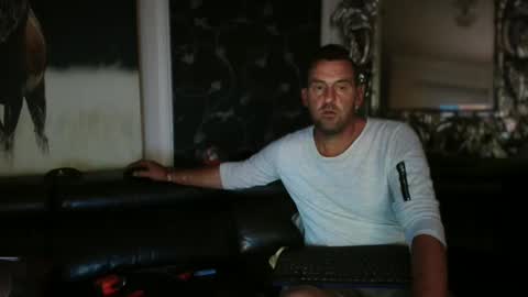 therealkurva4u online show from February 20, 2025, 7:08 pm