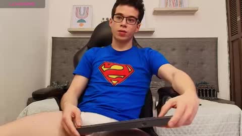     4th  online show from October 2, 2025, 4:47 pm