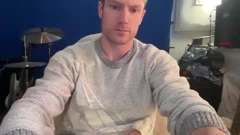 Snapshot of therealveggieboy chatting on December 8, 2024, 1:24 am Pookie online show from December 8, 2024, 1:24 am