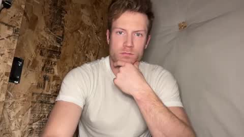 Snapshot of therealveggieboy chatting on January 8, 2025, 3:19 am Pookie online show from January 8, 2025, 3:19 am