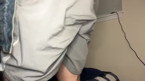 Snapshot of therealveggieboy chatting on January 15, 2025, 4:36 am Pookie online show from January 15, 2025, 4:36 am