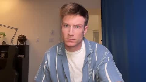 Snapshot of therealveggieboy chatting on February 19, 2025, 2:01 am Pookie online show from February 19, 2025, 2:01 am