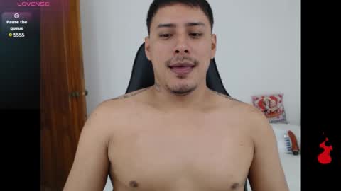 Snapshot of therokalejandro chatting on January 20, 2025, 1:32 pm ALEJANDRO online show from January 20, 2025, 1:32 pm