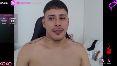 Snapshot of therokalejandro chatting on February 10, 2025, 7:38 pm ALEJANDRO online show from February 10, 2025, 7:38 pm