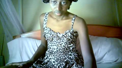Snapshot of therry_heart chatting on July 12, 2026, 3:30 am hearty online show from July 12, 2026, 3:30 am
