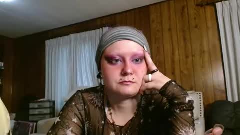 Siren of the Fae online show from April 12, 2026, 11:43 pm