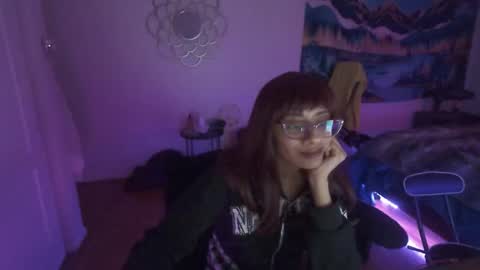 Snapshot of thestudyroom chatting on January 8, 2026, 1:19 am thestudyroom online show from January 8, 2026, 1:19 am