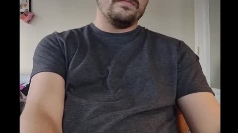 Snapshot of thesweetratguy chatting on December 24, 2024, 5:55 pm thesweetratguy online show from December 24, 2024, 5:55 pm