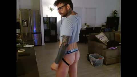 Snapshot of theswitchup chatting on March 31, 2026, 12:05 pm The Switch Up online show from March 31, 2026, 12:05 pm