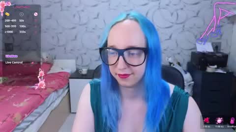 Snapshot of thetrixy chatting on May 14, 2026, 7:37 am The Great And Powerful Trixie online show from May 14, 2026, 7:37 am