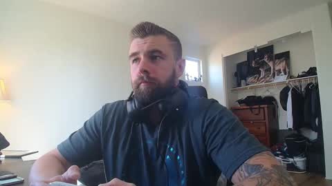 Snapshot of theufcfan_8181 chatting on April 16, 2026, 9:50 pm troy online show from April 16, 2026, 9:50 pm