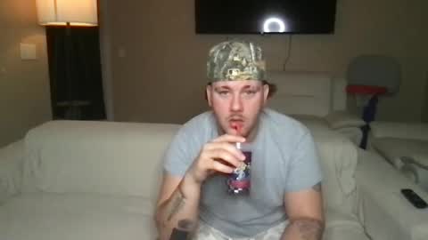 Snapshot of theviberoom chatting on September 14, 2025, 2:54 am The Vibe Room online show from September 14, 2025, 2:54 am