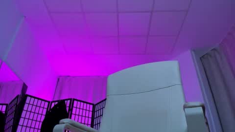 Liz online show from February 2, 2026, 5:44 pm