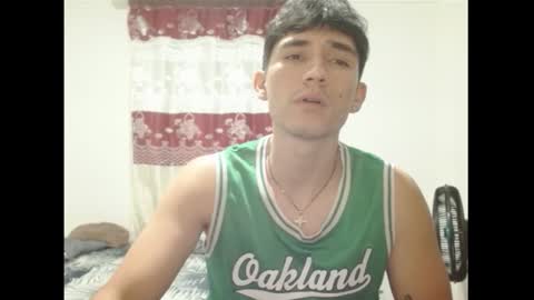 thiago_deseo69 online show from February 16, 2026, 1:57 am