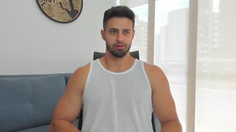 thiago_driussi online show from December 1, 2024, 6:08 pm