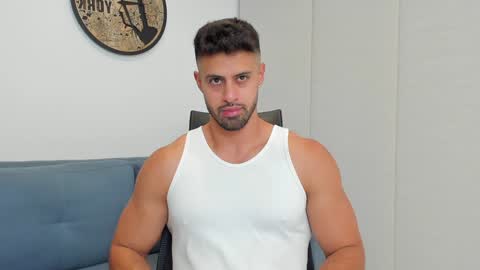 thiago_driussi online show from December 15, 2024, 2:30 am