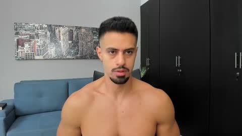 thiago_driussi online show from October 23, 2025, 11:53 am