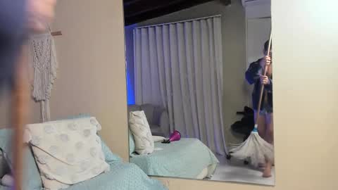 THIAGO online show from February 7, 2026, 9:02 am