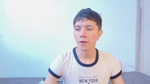 thiago_n_sam online show from September 26, 2025, 4:00 pm