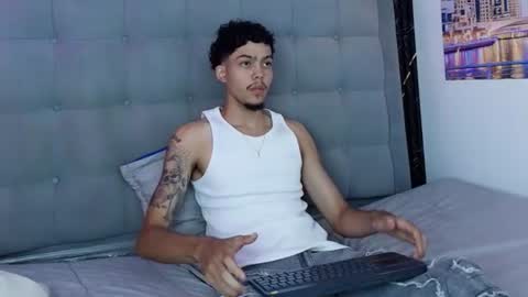 Snapshot of thiago_preston chatting on June 26, 2026, 7:51 pm Thiago online show from June 26, 2026, 7:51 pm