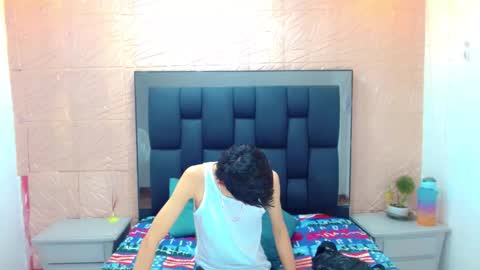 thiago_twink38 online show from October 28, 2025, 4:16 am