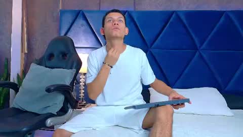 T H I A G O online show from June 24, 2026, 5:06 am