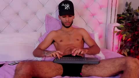 Snapshot of thiagoferreti_ chatting on May 16, 2026, 2:19 am ThiagoFerreti online show from May 16, 2026, 2:19 am