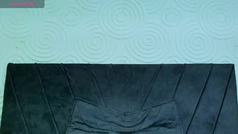 Snapshot of thiagos19 chatting on January 24, 2025, 11:23 pm Thiago online show from January 24, 2025, 11:23 pm