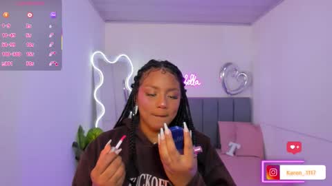  thiana  online show from December 3, 2025, 3:03 am